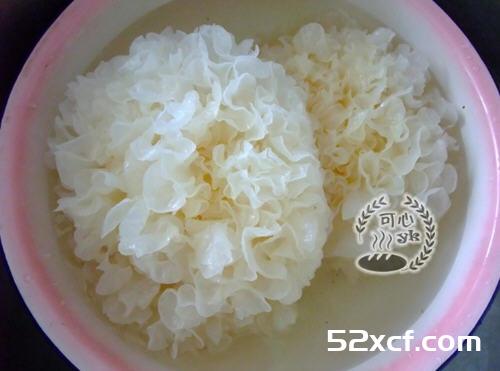 银耳冰糖红枣汤的做法
