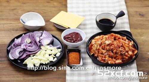 韩式部队火锅的做法