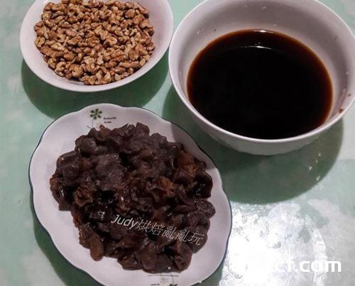酒酿桂圆核桃面包(高梁酒、老面+汤种)