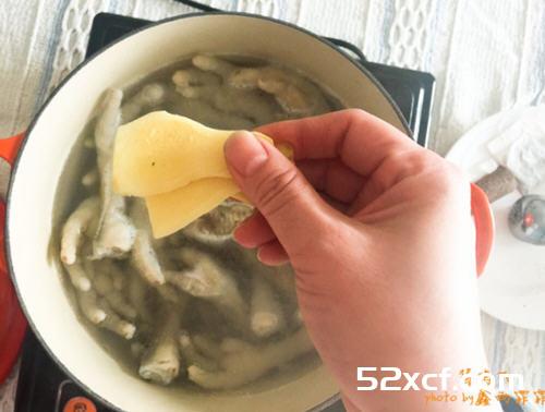酱鸡爪的家常做法