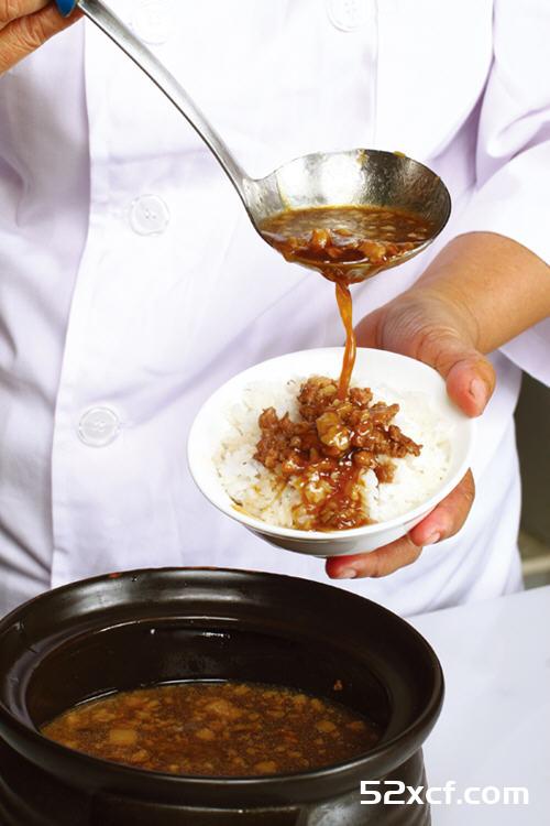 这款肉酱用来拌面、拌饭、做菜都好吃