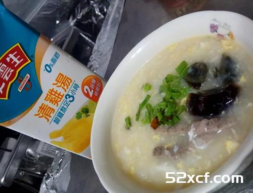 正宗港式皮蛋瘦肉粥的做法