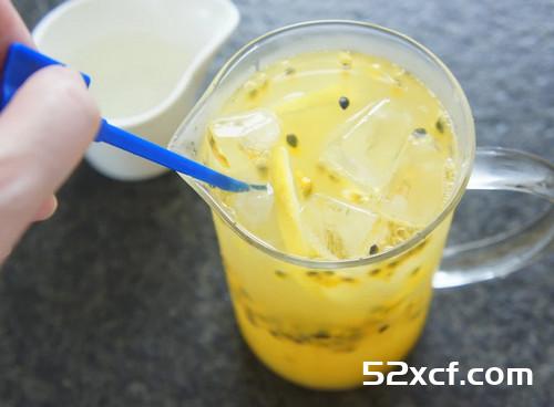 百香果柠檬水的做法