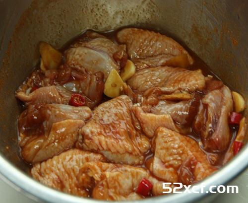 鸡翅包饭的做法