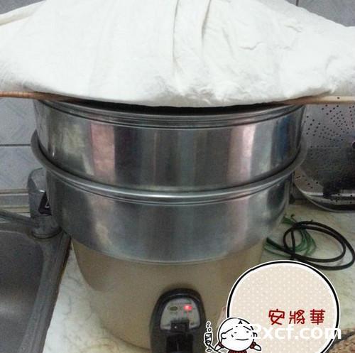 韭菜秋葵菜包的做法
