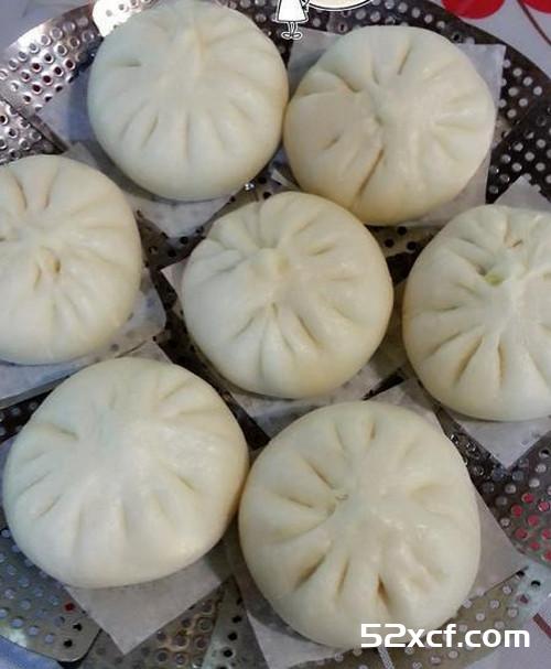 韭菜秋葵菜包的做法