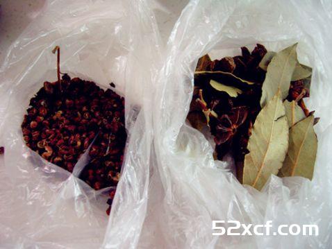 香卤猪脚的做法