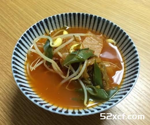 泡菜黄豆芽汤的做法