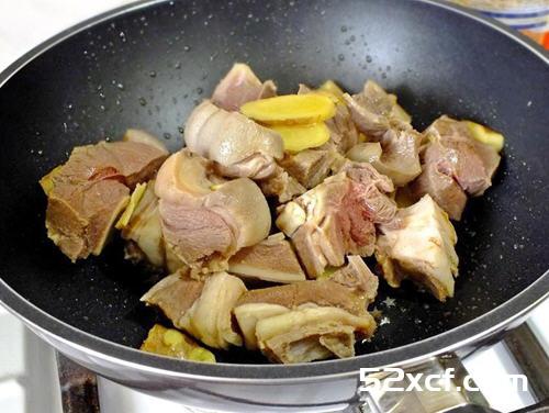 老盛昌红烧羊肉面的做法
