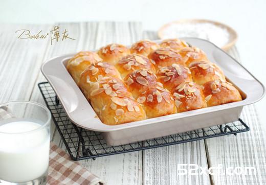 蜂蜜小餐包的做法