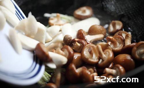 香菇炒肉的做法