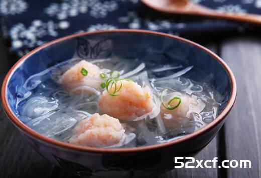 虾丸萝卜汤的做法