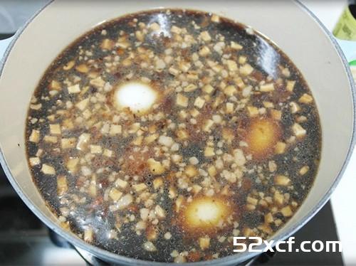菇菇小森林肉燥饭的做法