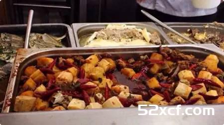 中日两国大学食堂大比拼 前方高能