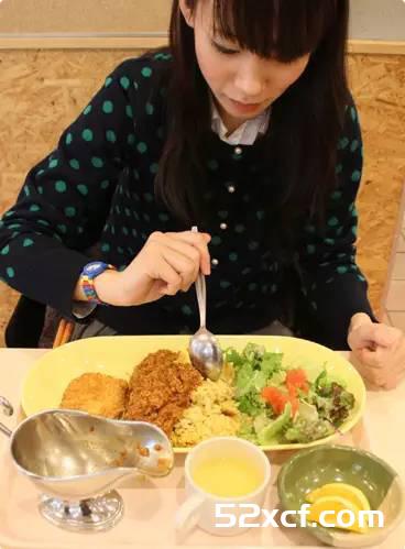 中日两国大学食堂大比拼 前方高能