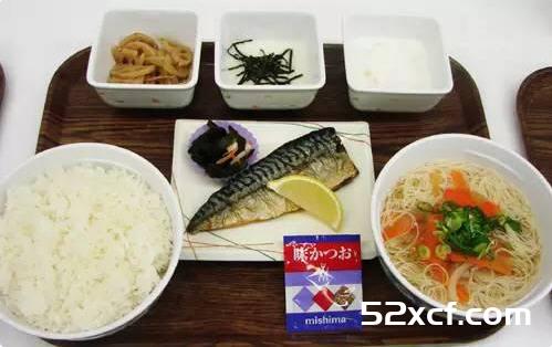 中日两国大学食堂大比拼 前方高能