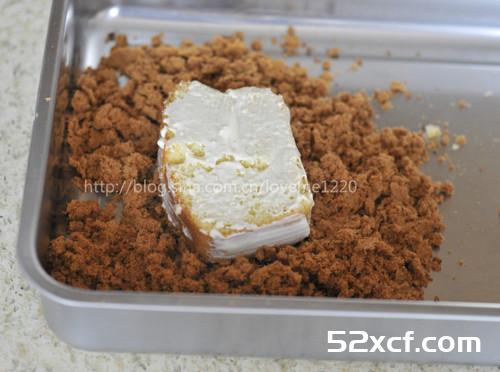 鲔鱼肉松海绵蛋糕的做法