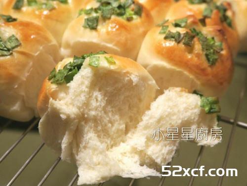 香葱小餐包的做法
