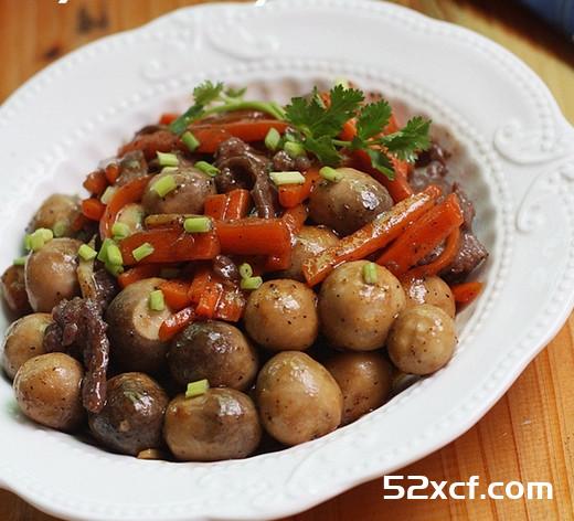 黑椒草菇炒牛肉的做法