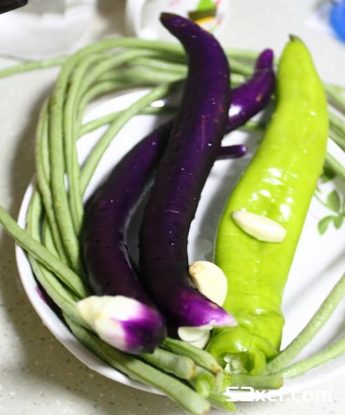 茄子炒豇豆的家常做法