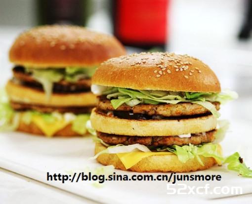 双层肉饼吉士汉堡的