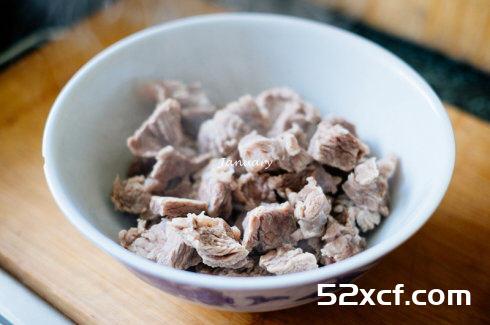 蒜香牛肉块的做法