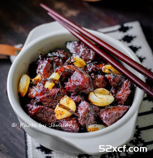 蒜香牛肉块的做法