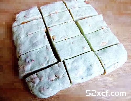 抹茶腰果花生牛轧糖的做法