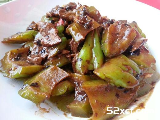 广东苦瓜炒牛肉的做法