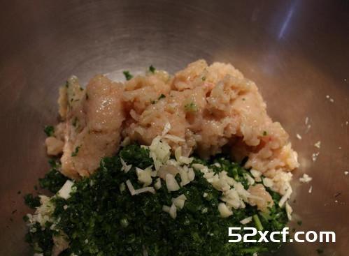 鸡肉韭菜饺子的做法