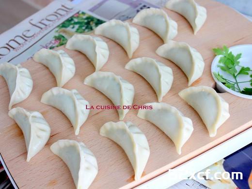 鸡肉韭菜饺子的做法