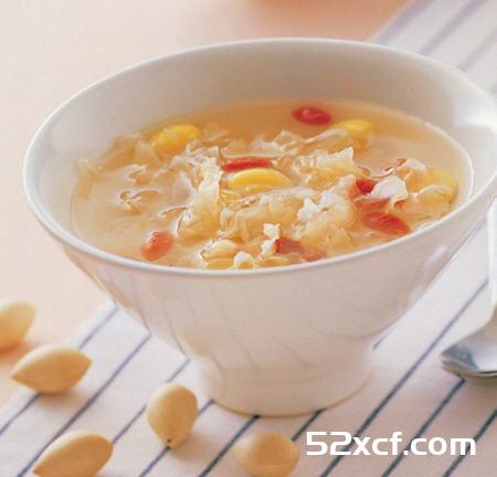 清大教授减龄20岁秘诀大公开：每天喝茶、爱吃坚果