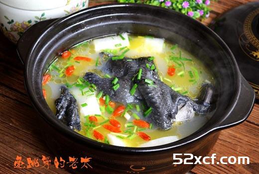乌鸡山药砂锅煲的做法