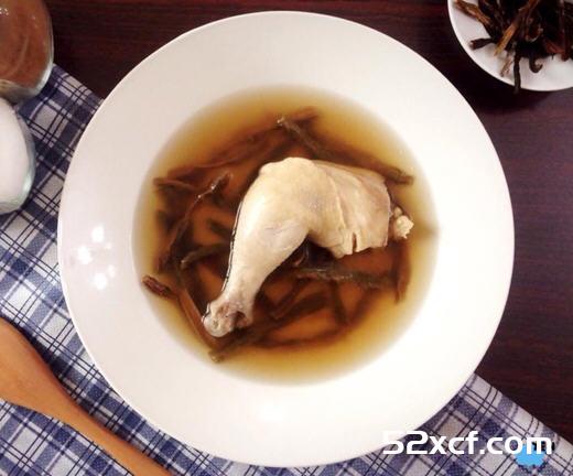 客家豆干鸡汤的做法
