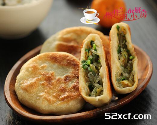 鸡蛋韭菜粉丝煎饼的做