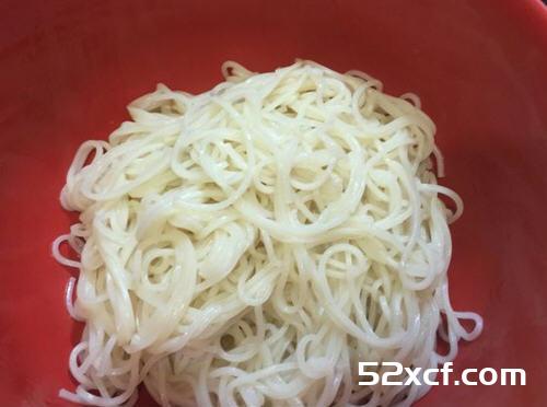 面线煎饼的做法