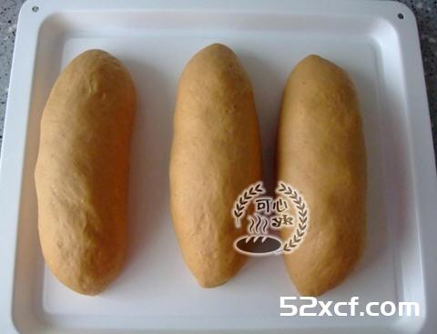 红糖全麦葡萄干软欧包