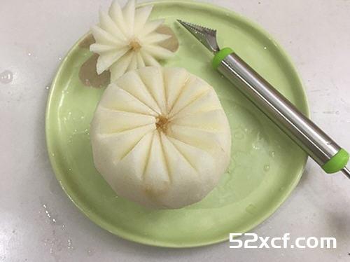 冰糖蒸雪梨的做法