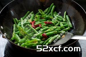 免油炸的干煸豆角做法