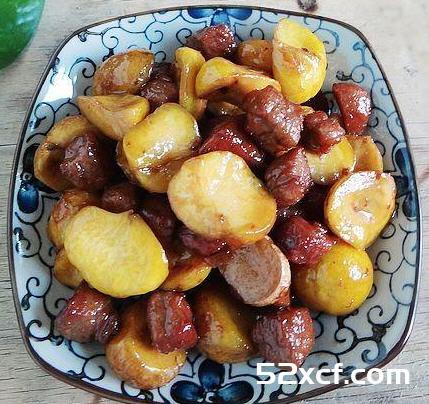 肉丁烧栗子的做法