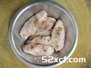 麦辣鸡翅的做法