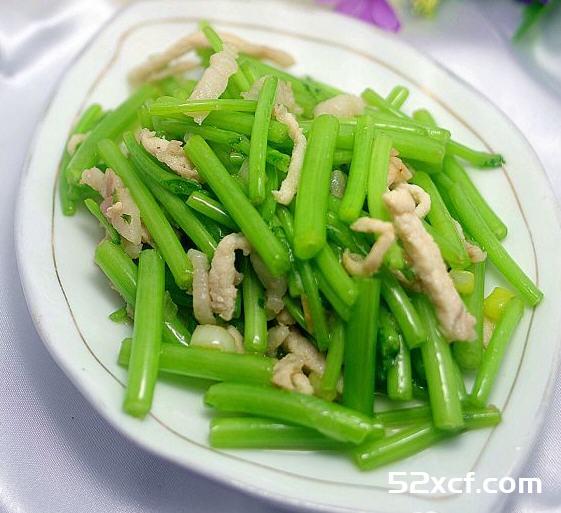 猪肉炒蒿子杆的做法