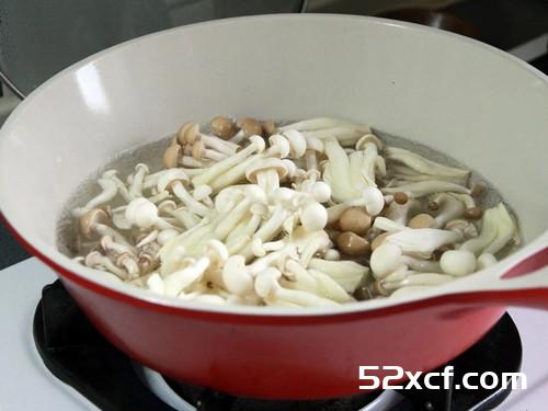 油渍香料野菇的做法