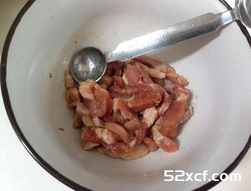 萝卜丝赤肉汤的做法