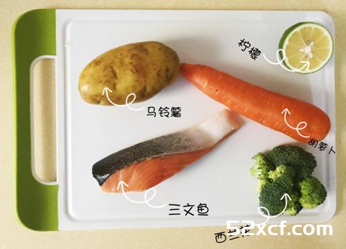 宝宝辅食的三文鱼薯球