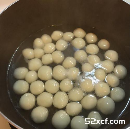 莲子百合红豆沙汤圆的做法