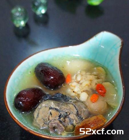 营养乌鸡汤的做法