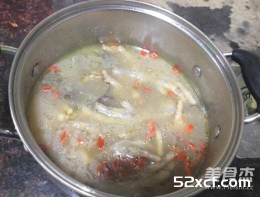药膳鸡脚的做法