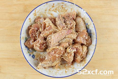 五香煎炒鸡块的做法