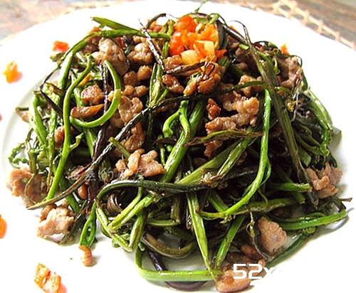 肉末手撕蕨菜的做